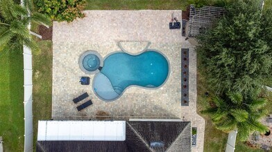 4306 Old Sycamore Loop in Winter Garden, FL - Building Photo - Building Photo