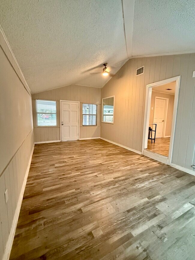 2416 Golfview St in Lakeland, FL - Building Photo - Building Photo