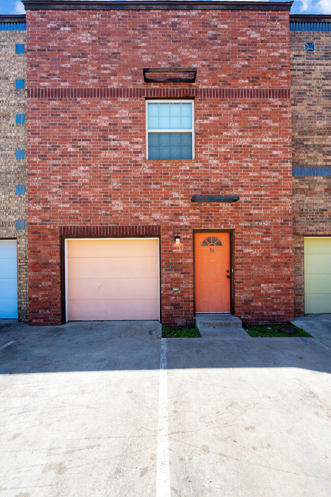 property at 14 NE 7th St