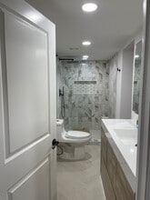 Room in Apartment on Wynfair Dr in Marietta, GA - Foto de edificio - Building Photo