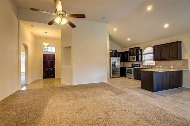 11325 Gold Canyon Dr in Haslet, TX - Foto de edificio - Building Photo