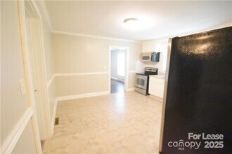 337 Fox St SW in Concord, NC - Building Photo - Building Photo