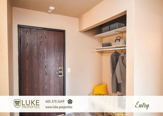 405 S Sycamore Ave in Sioux Falls, SD - Building Photo - Building Photo