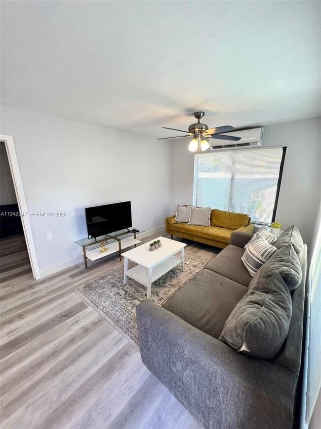 1016 NE 17th Ave in Fort Lauderdale, FL - Building Photo - Building Photo