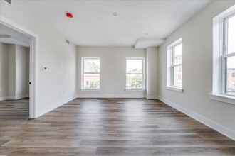 237 Washington St-Unit -302 in Hoboken, NJ - Building Photo - Building Photo