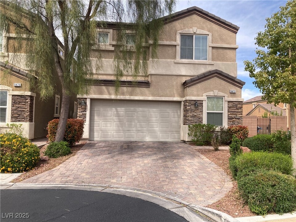 9472 Knopfler Ln in Las Vegas, NV - Foto de edificio