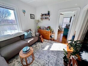 14 Fairview Ave in Saugus, MA - Building Photo - Building Photo