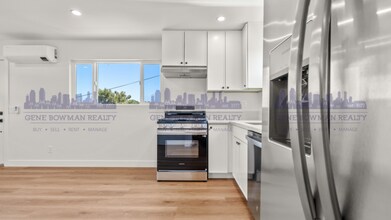 5114 Constitution Rd in San Diego, CA - Building Photo - Building Photo