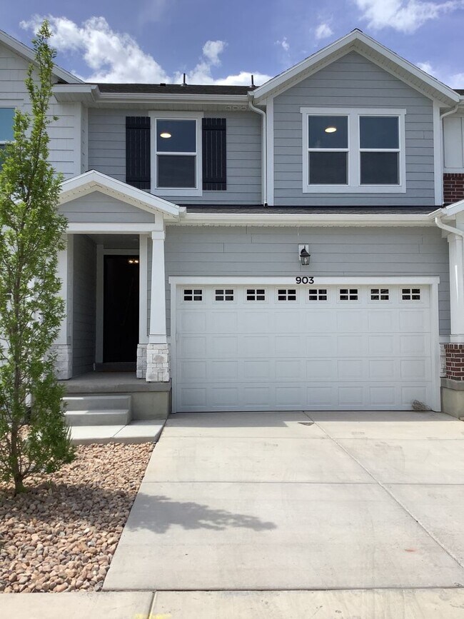 property at 903 Portman Wy