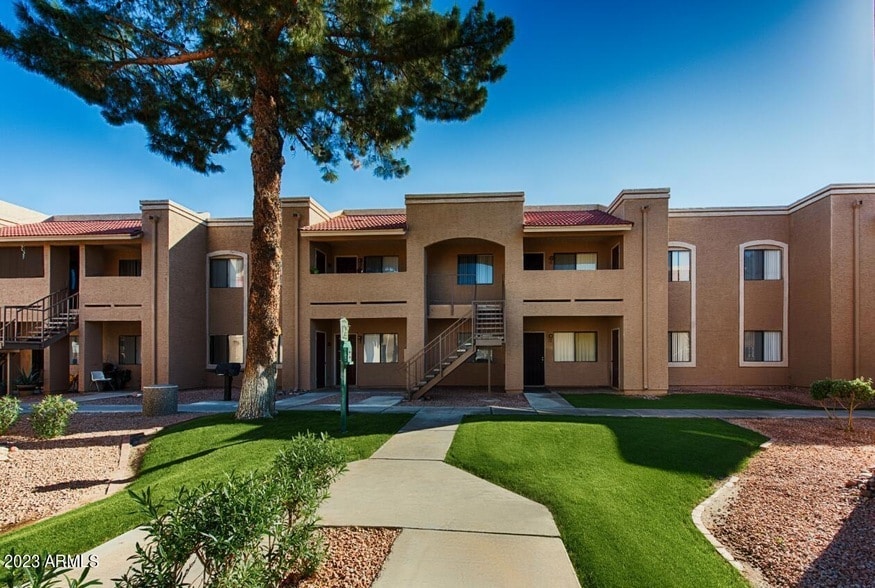 5312 E Taylor St, Unit 1 in Phoenix, AZ - Foto de edificio