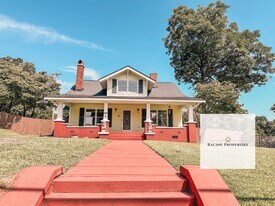 250 State Rd S-42-50 in Woodruff, SC - Building Photo