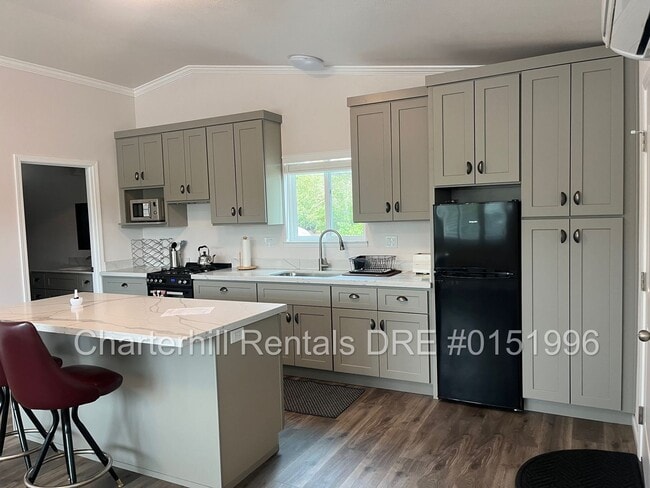 669 Camino Ct in Santa Rosa, CA - Building Photo - Building Photo