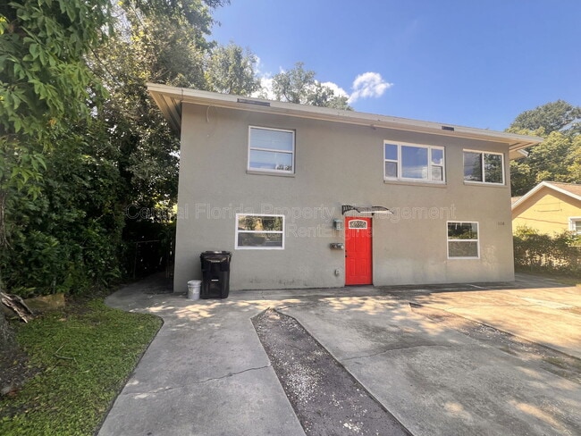 property at 1110 Poinsettia Ave
