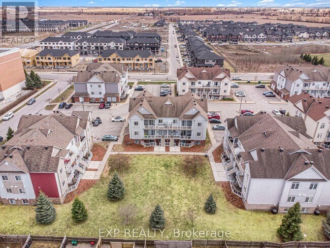 105 Artesa Private in Ottawa, ON - Building Photo - Building Photo