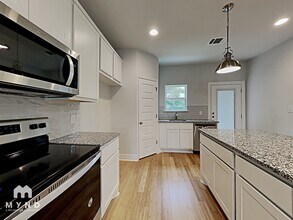 423 Channing Ave in San Antonio, TX - Building Photo - Building Photo