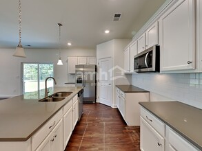 2042 Windsor Park Ave in Dacula, GA - Building Photo - Building Photo