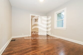 6130 Tracy Ave in Kansas City, MO - Building Photo - Building Photo