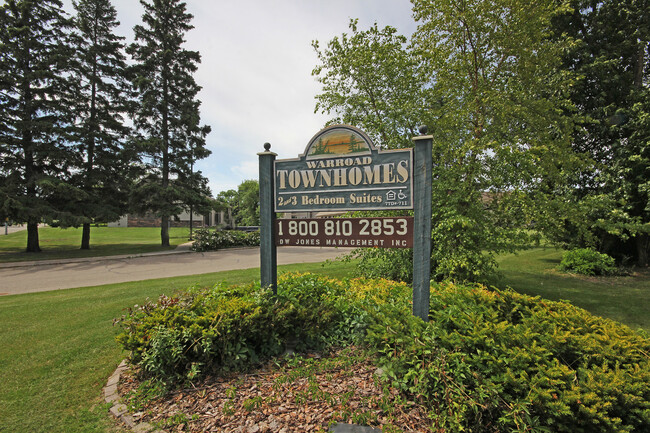 Warroad Townhomes in Warroad, MN - Foto de edificio - Building Photo