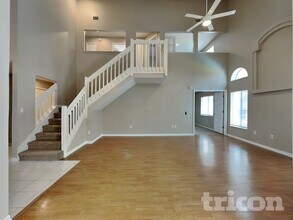 1446 Firewheel Dr in Zephyrhills, FL - Building Photo - Building Photo