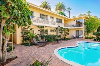 1250 S Orange Grove Blvd in Pasadena, CA - Building Photo - Building Photo