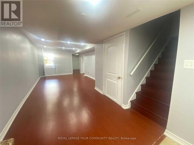 288 Monte Carlo Dr in Vaughan, ON - Building Photo - Building Photo