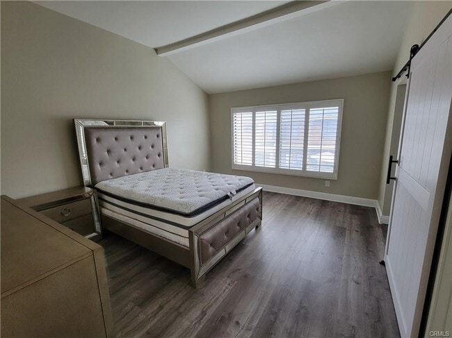 property at 8550 Lake Knoll Ave