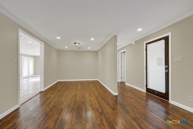 property at 550 California Blvd