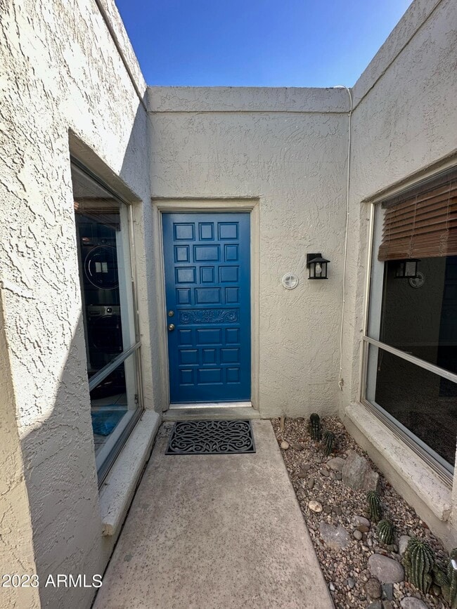 821 E Orange Dr in Phoenix, AZ - Building Photo - Building Photo