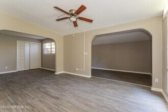 1032 Busac Ave in Jacksonville, FL - Building Photo - Building Photo