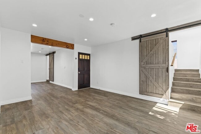 205 7th Ave in Los Angeles, CA - Building Photo - Building Photo