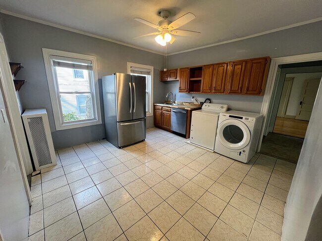 82 Green Hill Pky in Worcester, MA - Foto de edificio - Building Photo
