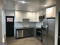 2774 Helen St photo'
