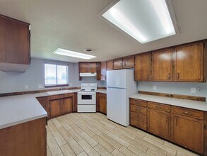 3716 W 17th Pl in Kennewick, WA - Building Photo - Building Photo