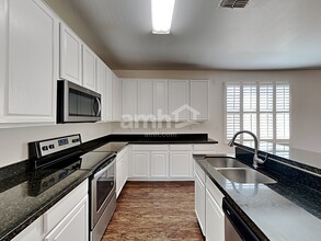 14982 W Riviera Dr in Surprise, AZ - Foto de edificio - Building Photo