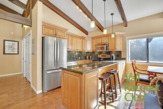 4620 Racquet Club Dr in Vail, CO - Building Photo - Building Photo