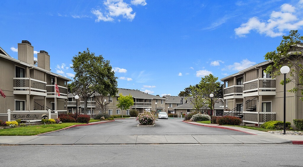 Cypress Landing in Salinas, CA - Building Photo