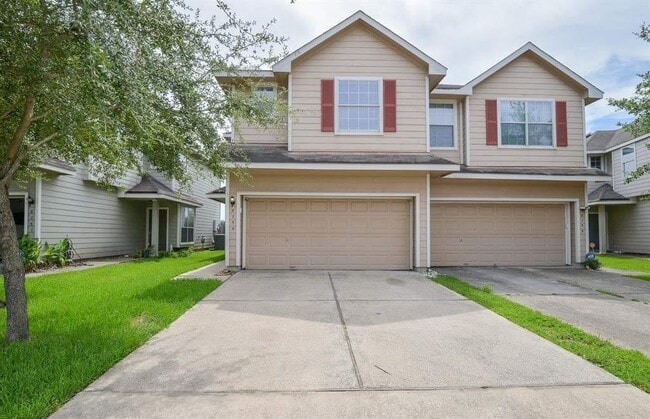 8755 Thistlemoor Ln
