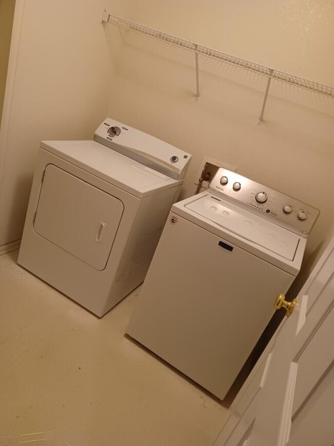 property at 10606 E 96th Plz