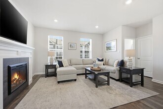 19 Autumn Pk Ct in Medford, NJ - Building Photo - Building Photo