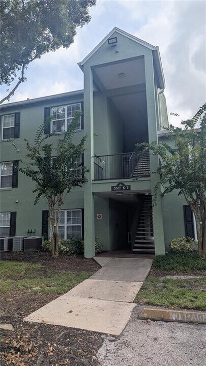 2007 Dixie Belle Dr in Orlando, FL - Building Photo