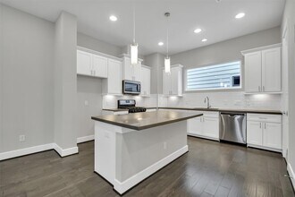 2623 Hutchins St in Houston, TX - Building Photo - Building Photo