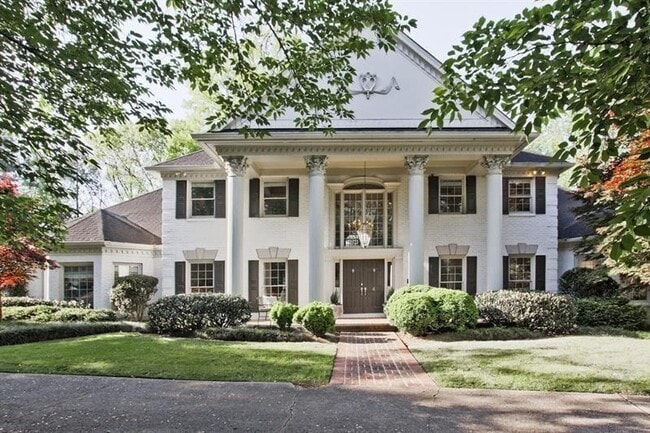 property at 4 Harris Glen NW
