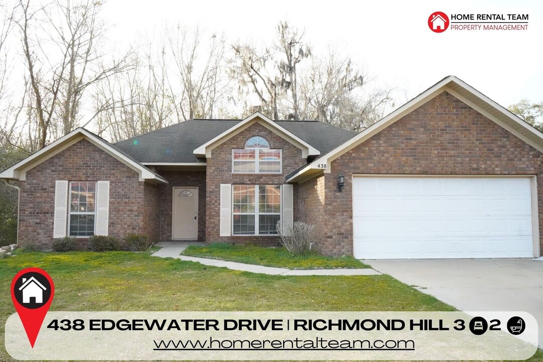 438 Edgewater Dr in Midway, GA - Building Photo