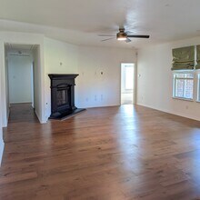 4706 Lakeway Dr in Garland, TX - Building Photo - Building Photo