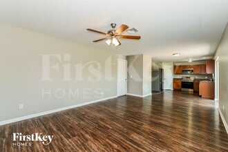 123 SW 19th Terrace in Cape Coral, FL - Foto de edificio - Building Photo
