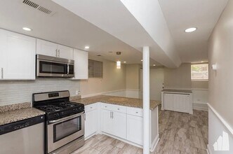 1538 N Maplewood Ave in Chicago, IL - Building Photo - Building Photo