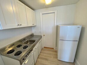 170 Marlborough St, Unit 9 in Boston, MA - Foto de edificio - Building Photo