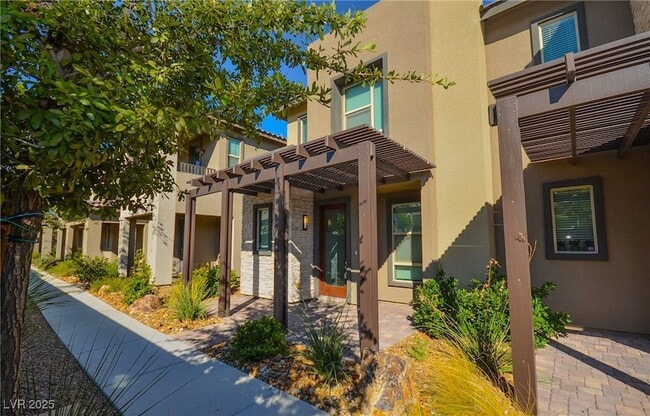 541 Tokopah Falls St in Las Vegas, NV - Building Photo - Building Photo