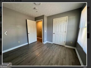 13204 Fairington Rd in Stonecrest, GA - Building Photo - Building Photo