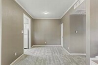 726 Bering Dr photo'